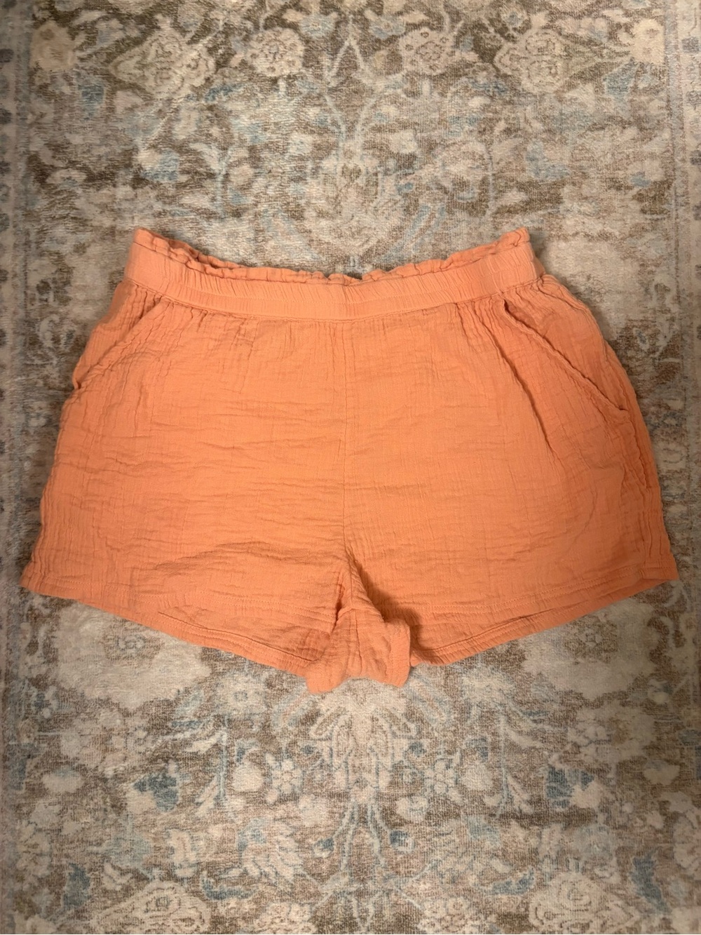 O’Neill Orange Beach Shorts With Pockets Size medium/Large